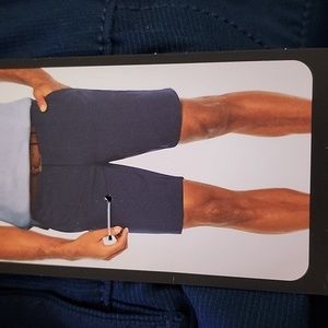 Banana Republic Comfort Flat Front Men Short, Pegean Blue, Size 34